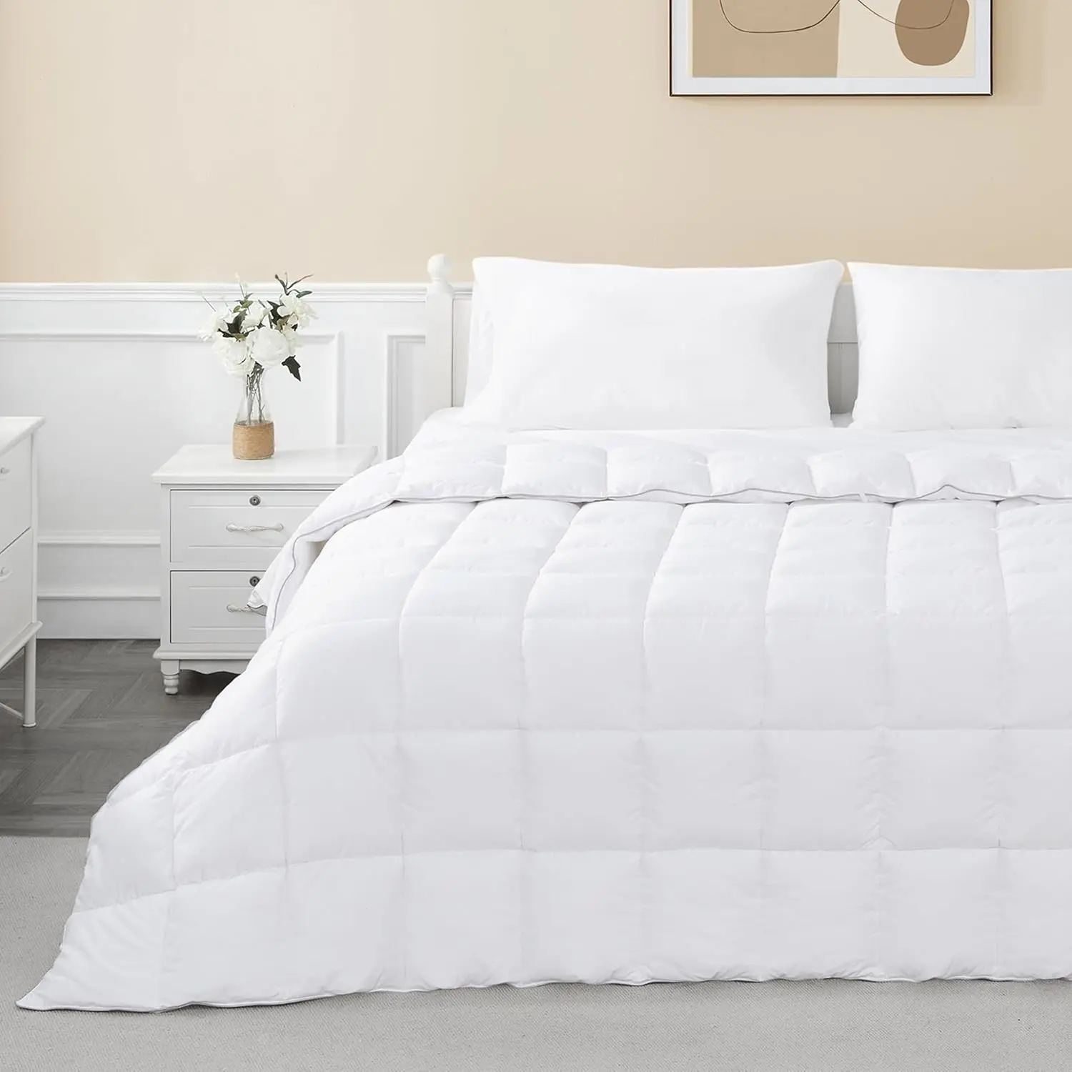 sunflower Comforter Twin Duvet Insert White Comforter Down Alternative Filling 100% Cotton Shell All Season for Dorm Hypoallergenic Warm Breathable Noiseless Machine Washable with Corner Taps