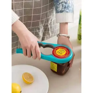 1PC Innovative Silicone Bottle Opener – Wavy Grooved Anti-Slip Design for Easy Grip. Perfect for Daily Kitchen Use & Opening Jars. Great Christmas Gift for Friends.