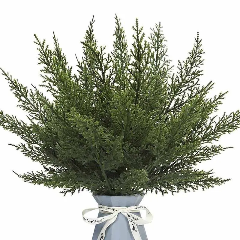 30 branches of Christmas pine plants, DIY decorative pine branches for Christmas, no maintenance required, realistic and beautiful pine plants, suitable for Christmas trees, wreaths, table vases decoration