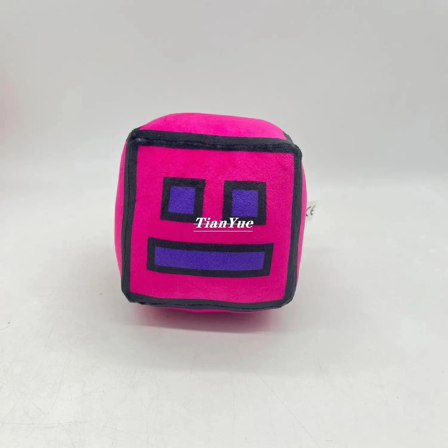 Cute Geometry dash Children's soft cube Stuffed Pussy Christmas Gift Toys 12cm