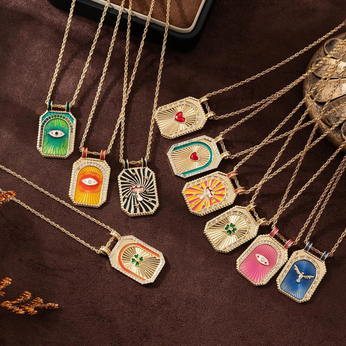 Vibecharm Vintage Tarot Card Chain Jewelry Necklace - Square Medallion Pendant with Sun, Moon, Star Designs, Long Aesthetic Planet Costume Jewelry, Ideal Birthday Gift for Women, Chain Jewelry Necklaces