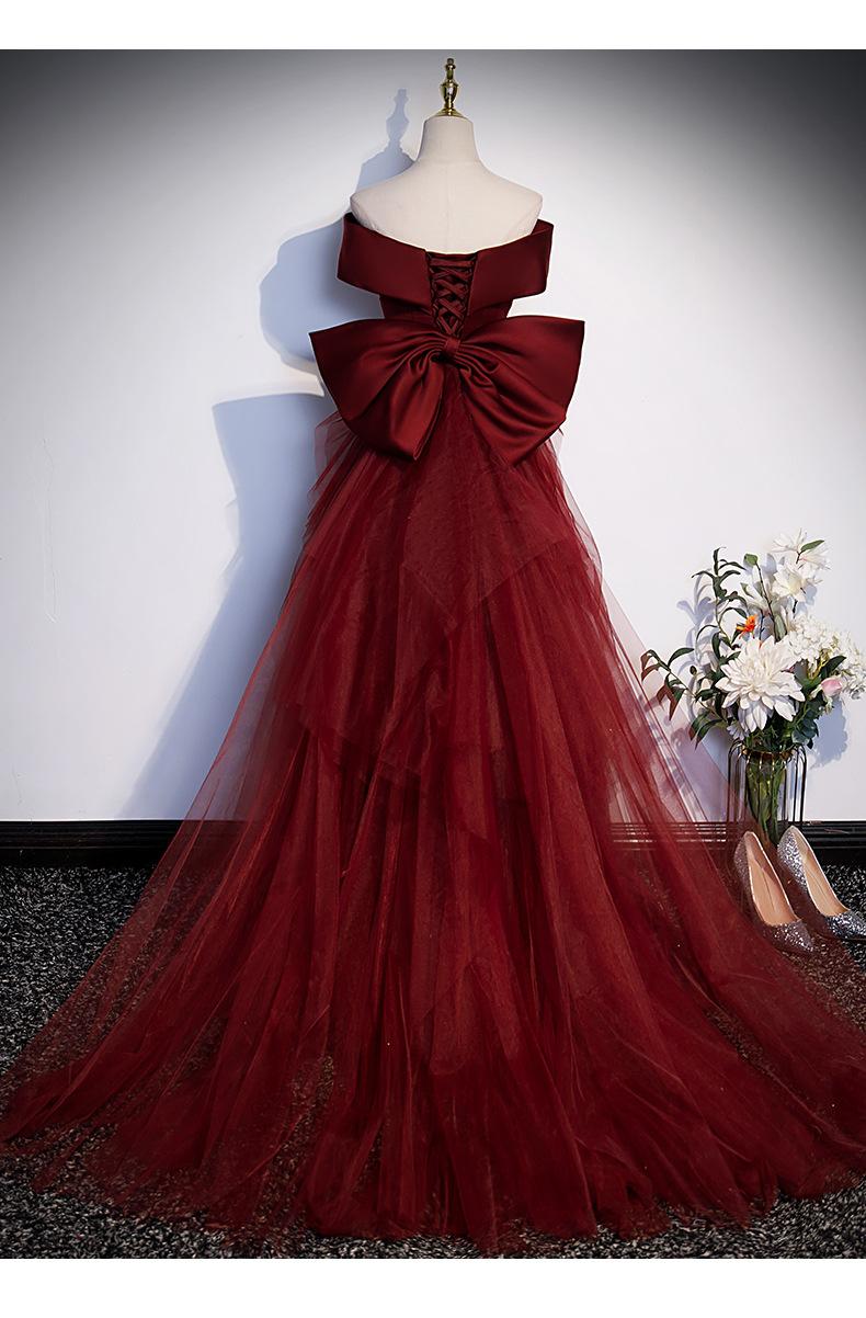 2026 New Style Wine Red Fishtail Toast Dress, Female Vocal Music Art Exam Evening Dress, Annual Party Host Off-the-Shoulder Light Wedding Dress