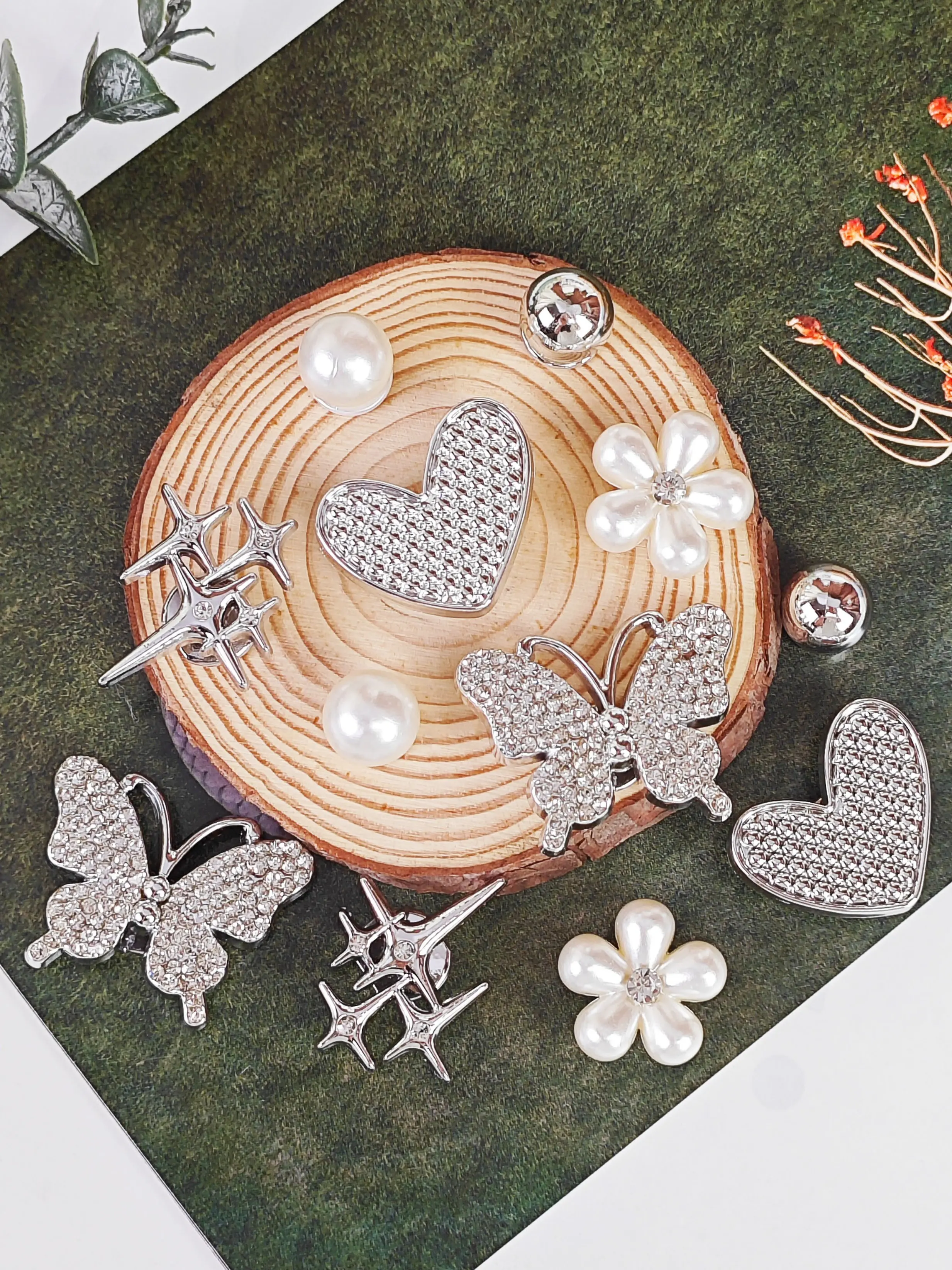12pcs DIY Shoe Decorations, Butterfly Heart Flower Star Charms, Lightweight Non-Metallic, Y2K Fashion, for Eva Sandals, Detachable, Gift Idea