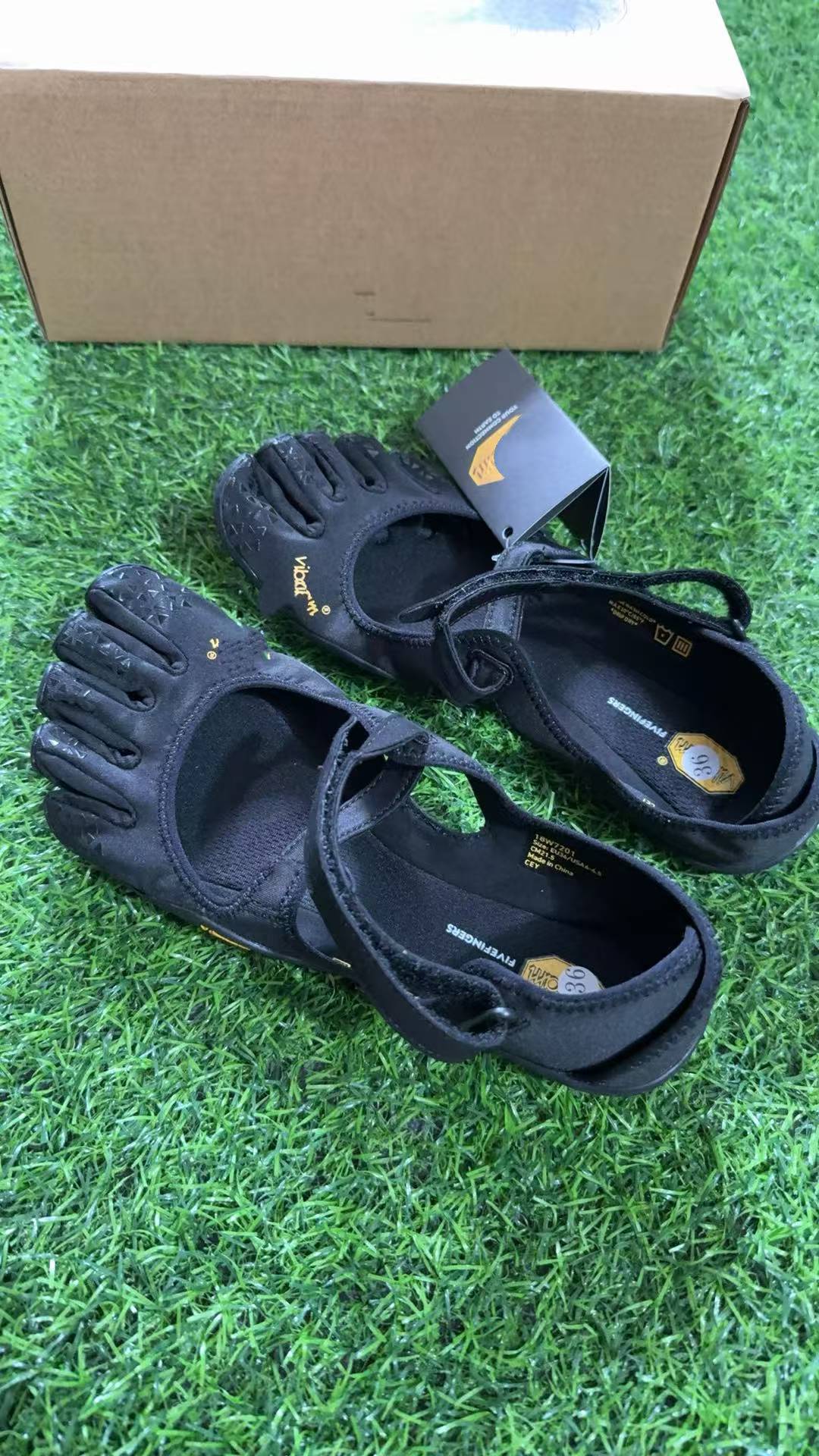 Five-Toe Yoga Shoes Pilates Women's Sports Fitness Dance Toe-Separating Shoes Suitable for Running Fitness Yoga Pilates Sports Outdoor ballet flats Balance Breathable Technology