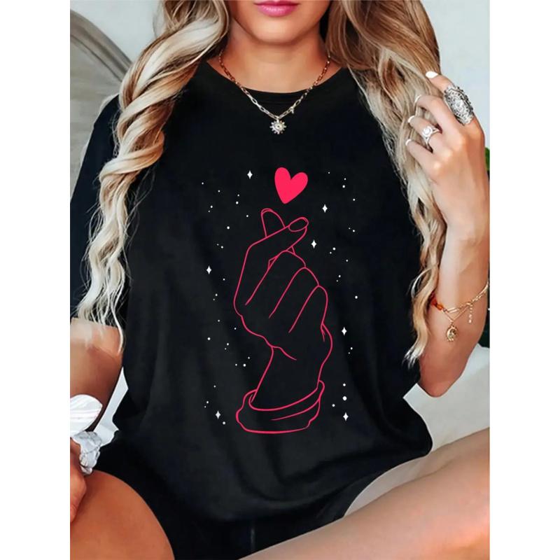 K-Pop Finger Heart Saranghae Graphic Tee, Cute Korean Music Fan Design, Comfortable All-Season Wear, Fashionable Unisex Style