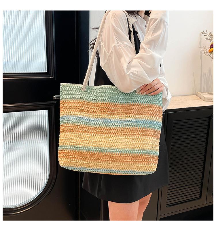 2026 New Women Fashion Shoulder Bag Rainbow Striped Color Block Straw Bag Large Capacity Beach Bag for Vacation