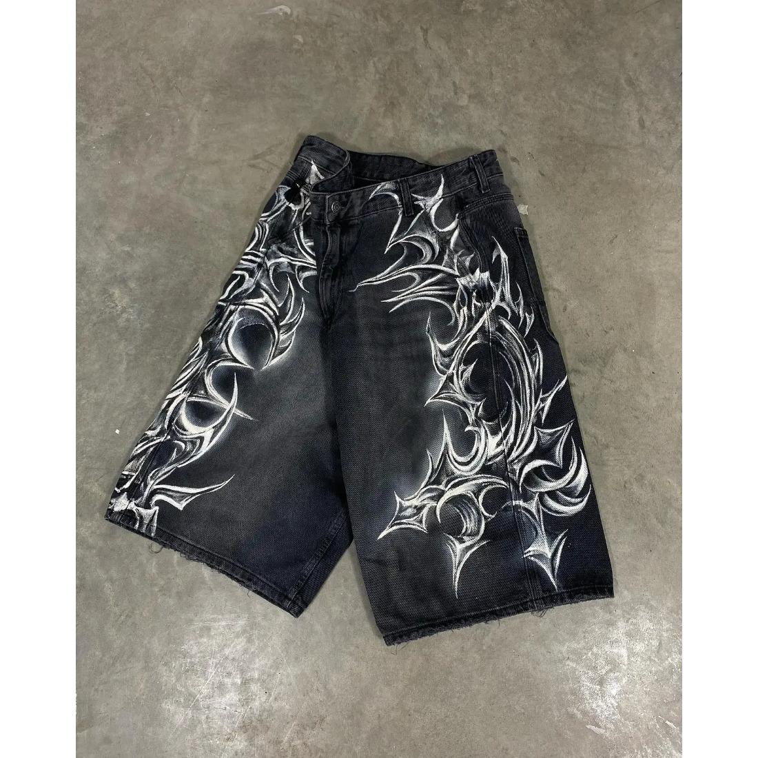American Retro Gothic Halloween Geometry Graffiti Print Denim Shorts Men Women Y2k Low Waist Baggy Knee Length Jeans Jorts Short Streetwear Trendy Vintage 90s Style Cool Hip Hop Casual Festival Unisex
