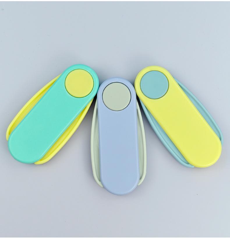 Pet Dog and Cat Flea Removal Folding Comb, Lice Removal Cleaning and Grooming Comb, Dense-Tooth Straight-Row Flea Comb head Portable Hair Roller shedding blade cow scratching brush bag