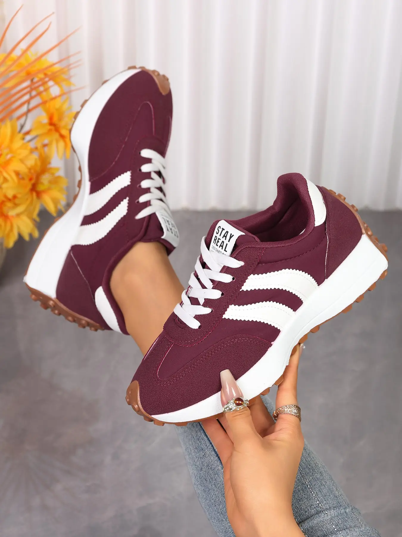 Women's Lace-Up Casual Breathable Lightweight Sports Shoes, Non-Slip Gym Running Training Sneakers, Durable All-Season Footwear