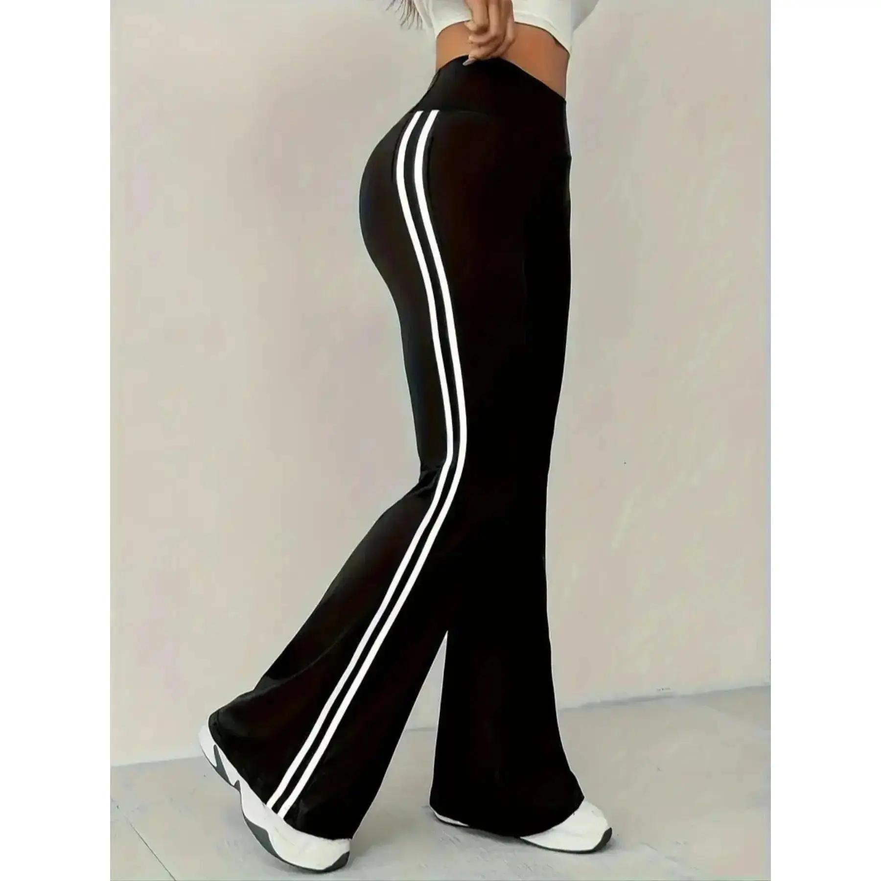 Women's High-Waist Colorblock Bell Bottom Fitted Sports Sweatpants - Drapey Flared Sporty Chic Yoga Pants, Soft Athleisure Pants for Women for Workout & Daily Streetwear, Fashion Apparel, Women's Clothes