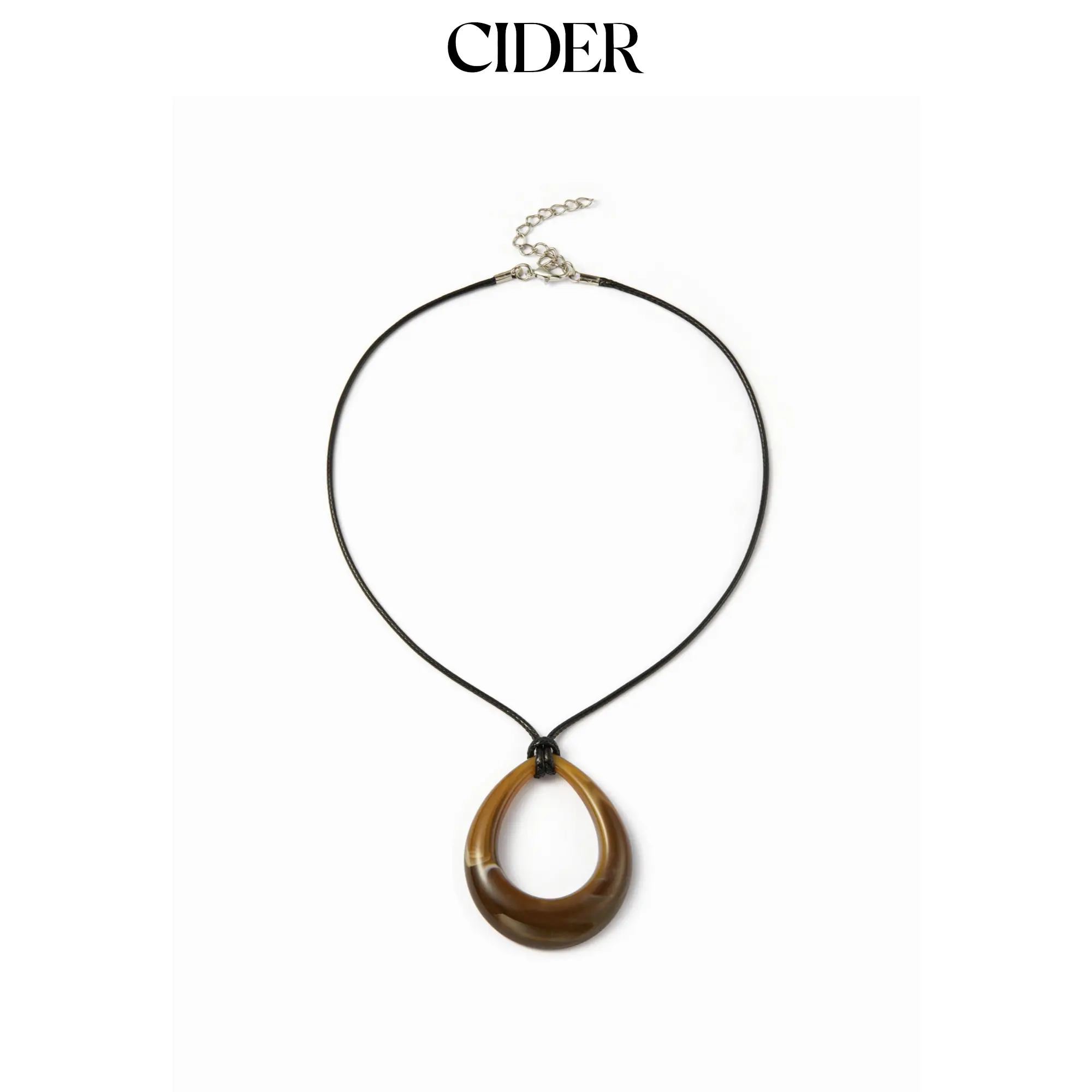 Cider OVAL PENDANT NECKLACE Cider OVAL PENDANT NECKLACE