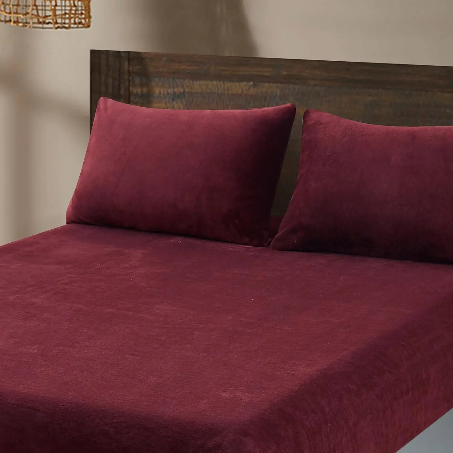 Super Soft Milk  Sheets Set 3- Bedding Set(Include 1 Fitted Sheet & 2 Pillowcases) Breathable Milk Fleece Sheet with 18'' Deep Pocket ( Red,  XL)