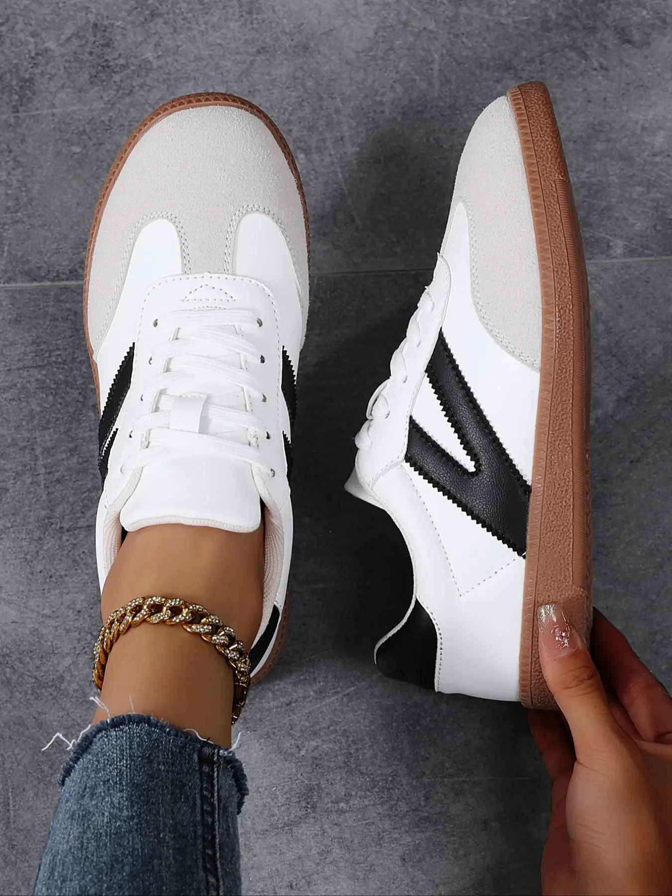 Women's Full Suede Training Sneakers, Retro Rubber Sole Anti-Slip Quiet Walk, Comfortable Office Shoes, All-Season Lightweight Vintage Casual Shoes