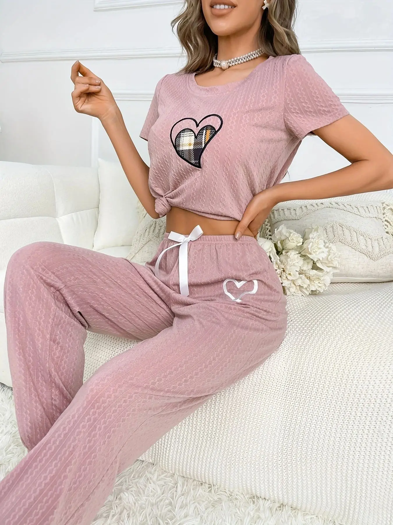 Cute Heart Plaid Pyjamas Set for Women, Cable Knit Short Sleeve Top and Jogger Pants 2 Piece Lounge Set, Sweet Sleepwear with Bow