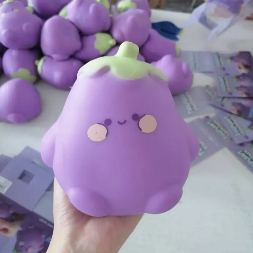 Cute Cartoon Eggplant Stress Relief Toy, Realistic Vegetable Slow Rebound Plush, Soft Gel Release Toy, Non-Edible, Trendy Healing Gift