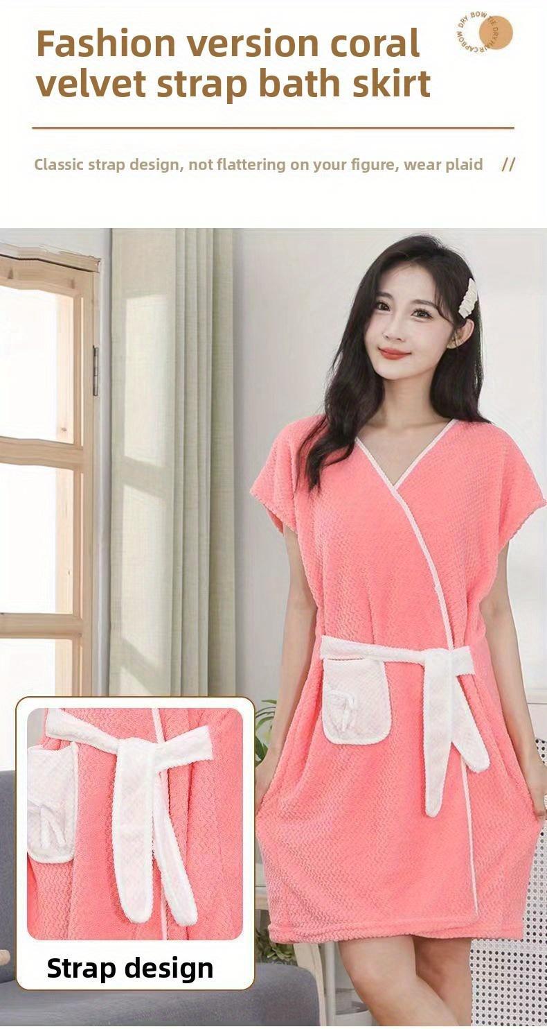 A Super Absorbent, Quick-drying, Wearable Bath Towel. This Adorable and Soft-style Home Bathrobe Is Skin-friendly and Breathable. It Can Be Worn Instantly After Showering Without Sticking to the Body, and It Doesn't Shed Lint. Comfortable and Warm