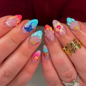 Summer Ocean Resort Style Press On Nails 3D Gel Art featuring Manta Rays, Sea Pearls, and Starfish Shells Hand-Painted  Acrylic Nails  French Tips with a Romantic Sunset Motif. Long, Almond-Shaped, Removable Fake Nails—Perfect for Summer Vacations and Par