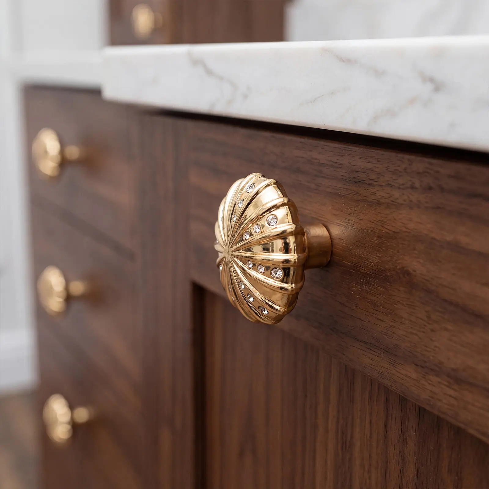 6-Pack Gold Color Rhinestone Pumpkin Cabinet Pulls, Single Hole Drawer Knobs, Luxury Furniture Hardware for Kitchen Bathroom Bedroom