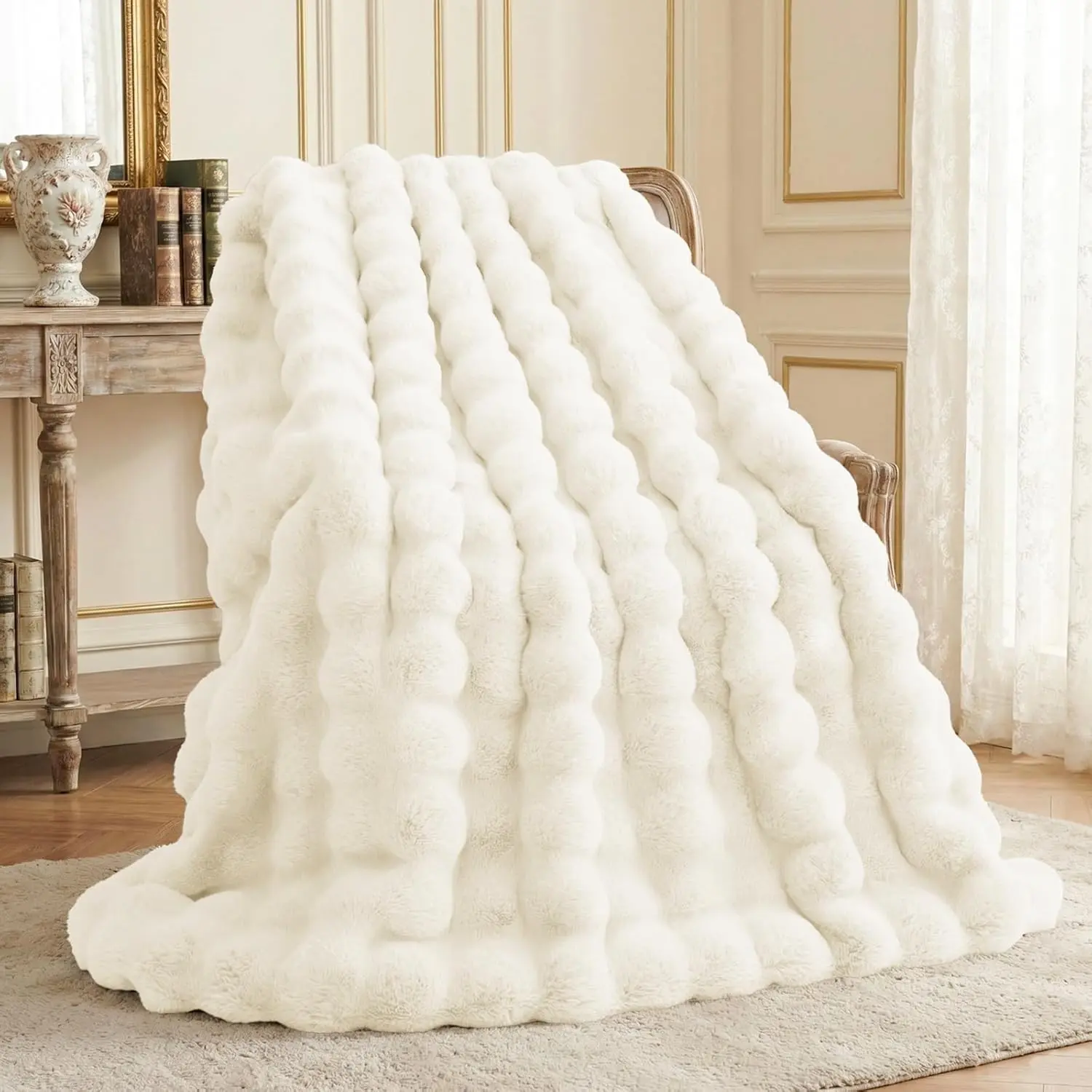 Faux Fur Throw Blanket: 50" x 60" Luxury Soft Fluffy Thick Rabbit Fur Blankets for Couch Bed Sofa - Cozy Plush Bubble Blankets for Winter: Warm Flannel Fleece Decorative Blanket(Cream White)