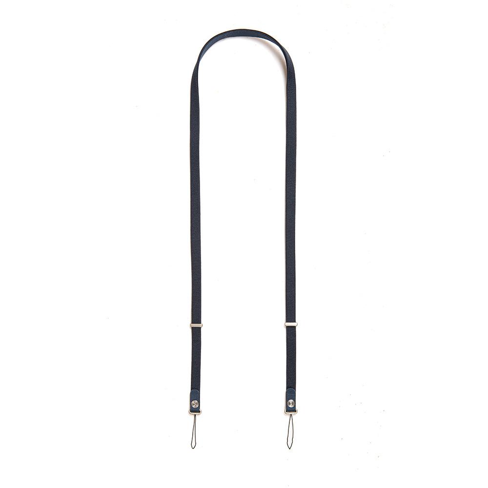 Applicable to Apple official lanyard magnetic suction iPhone17 crossbody lanyard webbing lanyard Apple mobile phone original lanyard