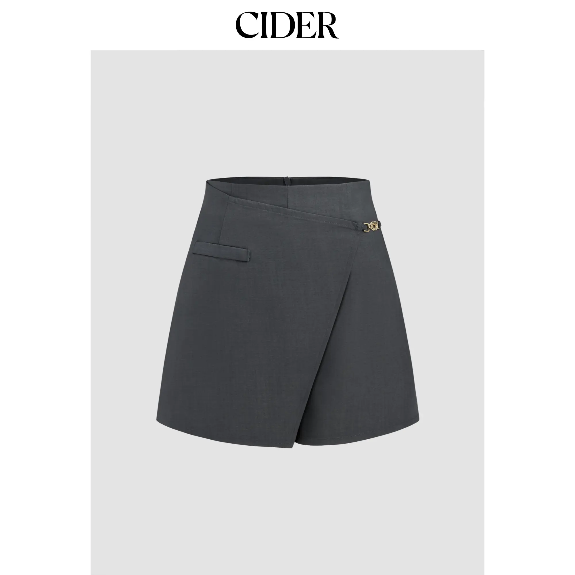 Cider [size 2-26] Woven Solid Zipper Wrap Chain Linked Shorts