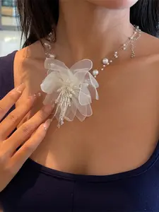 Boho Pearl Necklace for Women, Unique Design Layered Necklace, Elegant Lockbone Chain, Floral Mesh Pearls, Three-Layered Pendant