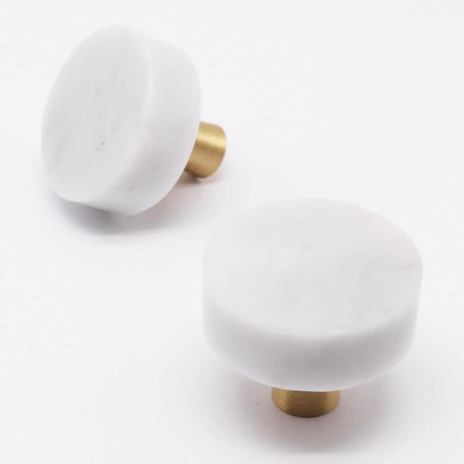 2 count Marble Cabinet Knobs, Modern Decorative Cabinet Knobs, White Stone Brushed Brass Base Drawer Knob Handles Pull for Kitchen Bathroom Dresser (White)