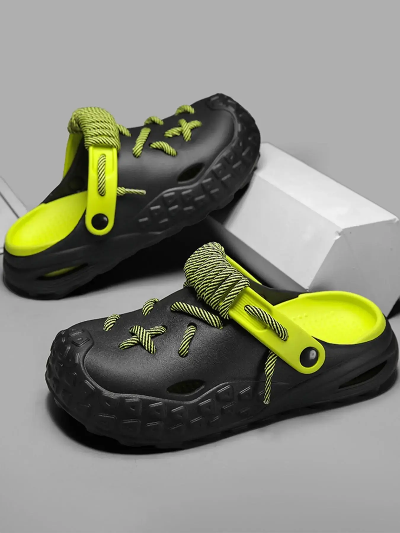 YYT1 Men's Fashionable Laces Decor Clogs, Comfortable Non-Quick Drying Clogs, Suitable Indoor and Outdoor Walking, Men's Trend Beach Shoes