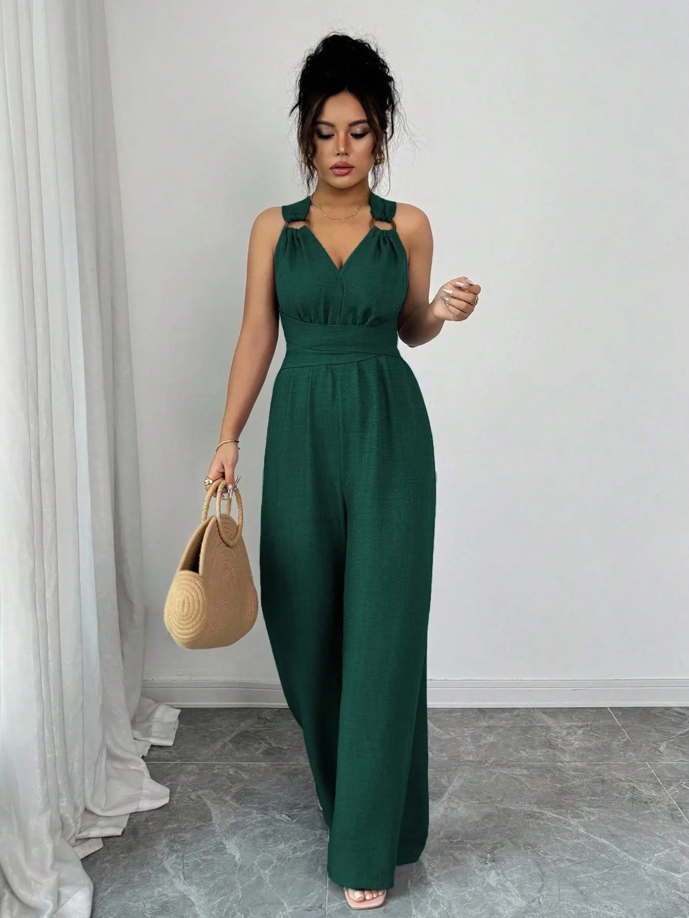 V Neck Sleeveless High Waist Wide Leg Jumpsuit, Chic Casual Vacation Wear, Round Ring Hollow Out Halter, Loose-Fitting Plain Design