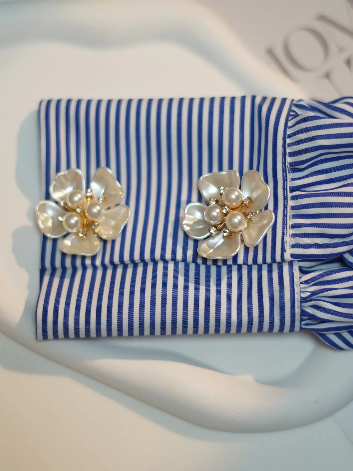 Women's Shirt Button Set, Five-Petal Flower Dress Buttons, Sleeve Button Covers, Turtle Shell Design, Elegant Fashion Accessory