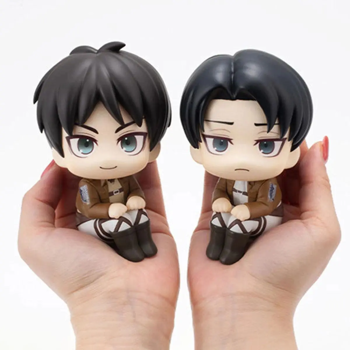 Attack on Titan Eren Jaeger Levi Ackerman Lookup Series Anime Action Figure Model Statue Desktop Ornament Collectible Small Gift Halloween Christmas Valentine's Day Gift Decoration