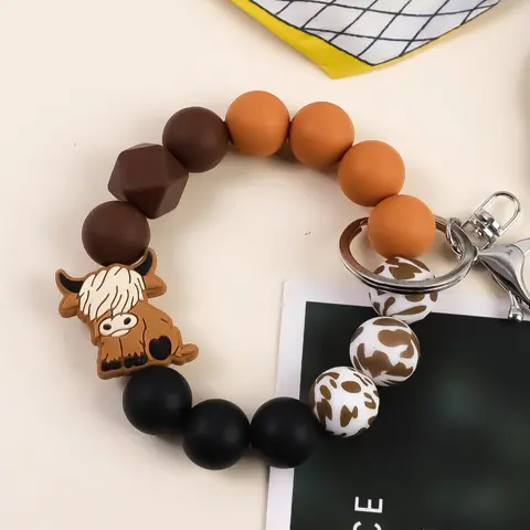 Cute Cow Beaded Keychain for bags, Polka Dot Beads with Cartoon Cow Pendant, Boho Style, Perfect Gift for Mom, Friends, Holidays, Trendy Cute Keychain, Keychains Cute, Keychain Kawaii, Cute Keychain Accessory