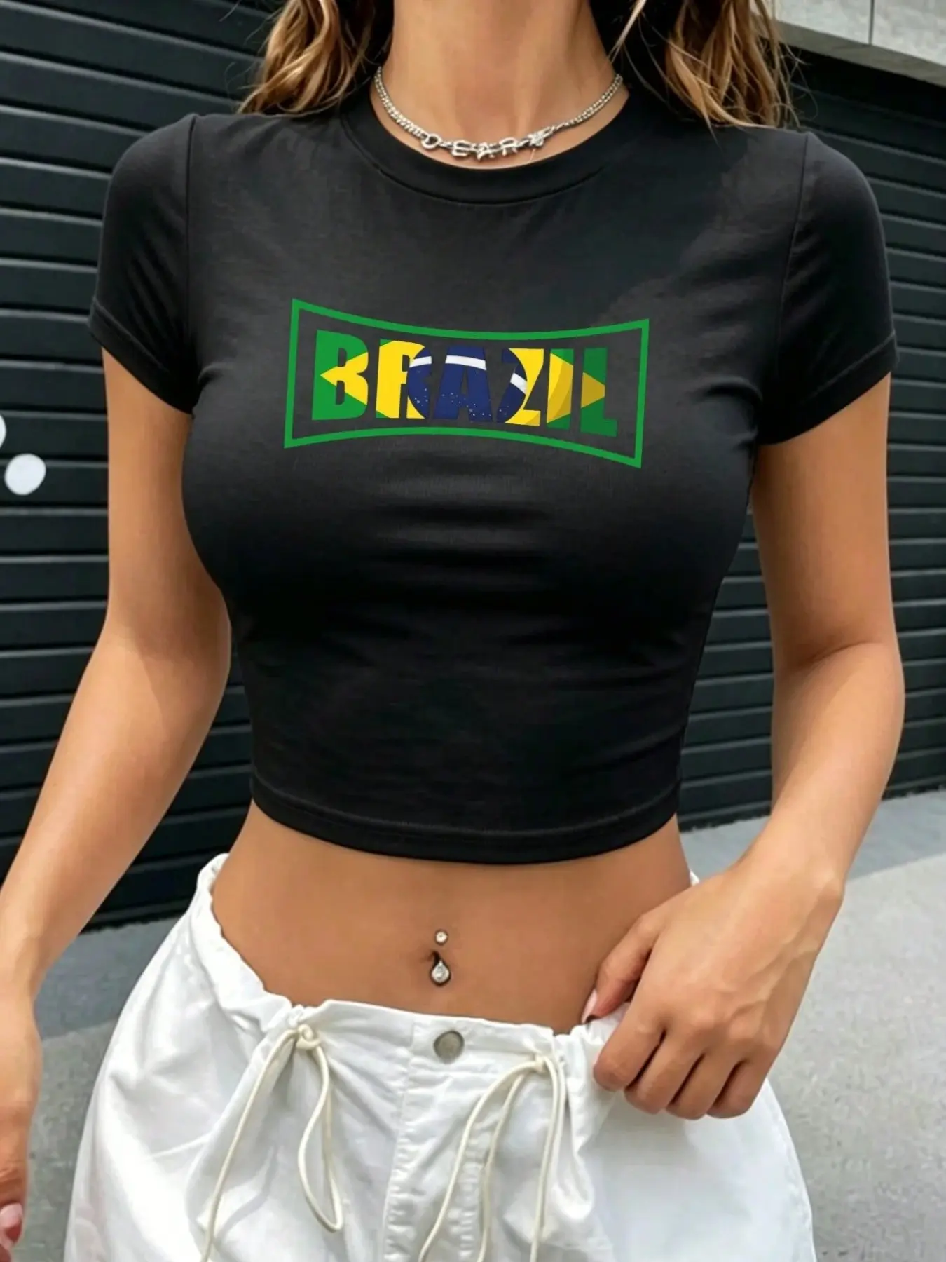 Vintage White Brasil Rumo Ao Hexa Print Stretch Jersey Round Neck Short Sleeve Cropped Baby Tee,Y2K Form Fitting Brazil Soccer Team Graphic Crop Top,Summer Casual Street OOTD Slim Fit Ribbed Tee,Breathable Retro Brasil Five Stars Print T-Shirt Matching Lo