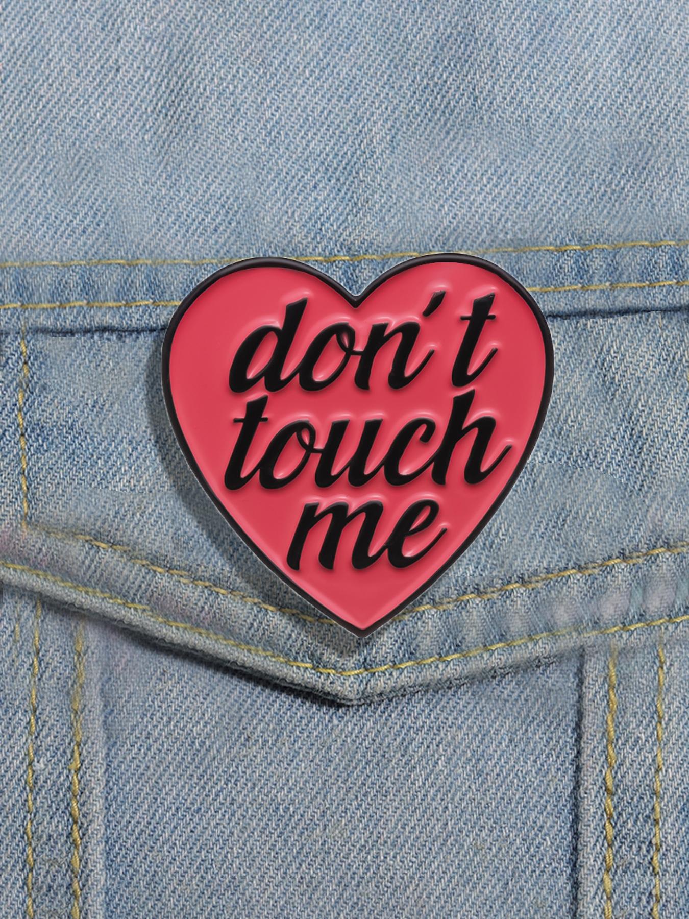 Fashion Letter & Heart Design Brooch Pin As Valentine's Day Gift, Fashion Alloy Accessories for Women & Men, Fashion Brooch for Daily Clothing Decor, Trendy All-match & Exquisite Brooch for Birthday Gift