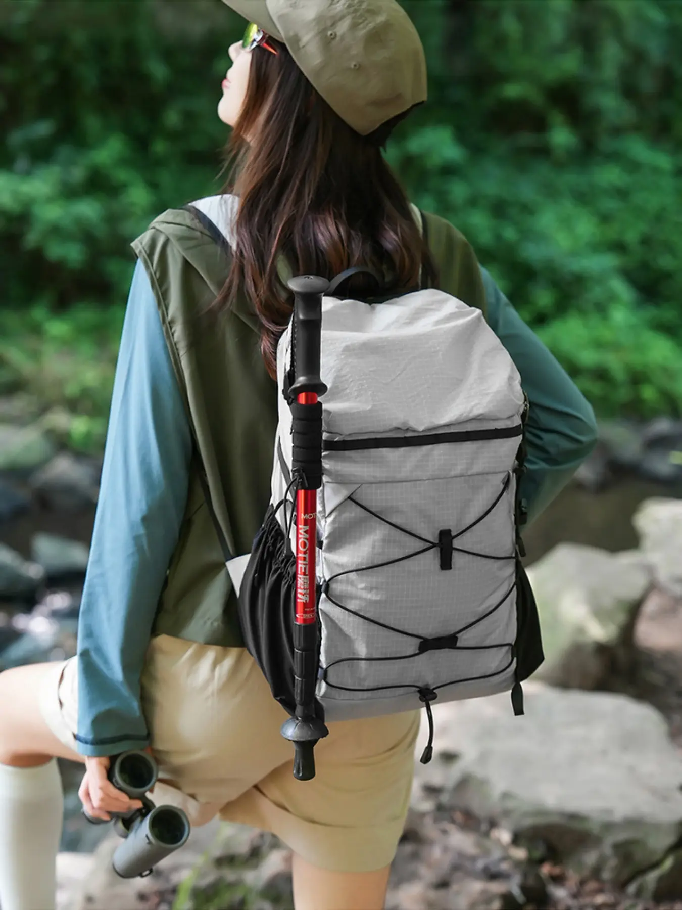 Women's Lightweight Hiking Backpack, Breathable Outdoor Daypack, Trekking Bag with Pole Holder, Multi-Pocket Nylon Travel Backpack