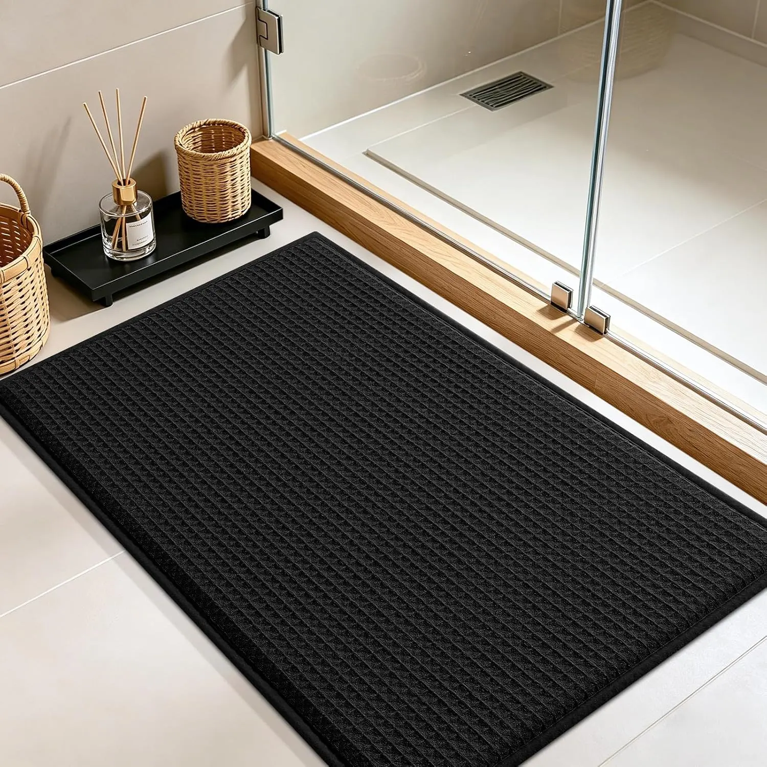 Memory  Bath Mat, Ultra Soft Absorbent Waffle Bathroom Rugs, Super Non-Slip PVC Backing Bath Rug Quick Dry, Machine Washable Rug for Tub, Shower,  Decor Accessory, 32" x 20", Black