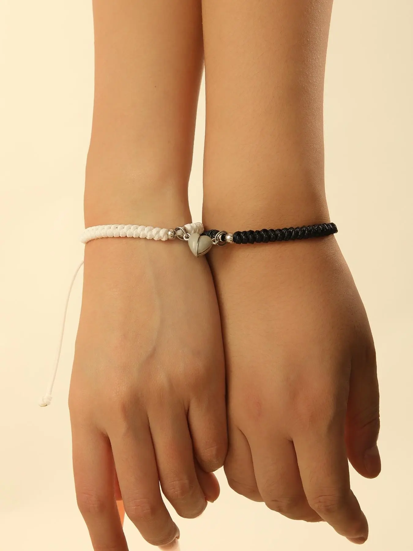 Night Glow Heart Split Bracelet, Bracelet Set, Adjustable Woven Accessory, Perfect for Couples, Stylish and Unique Jewelry Gift Idea