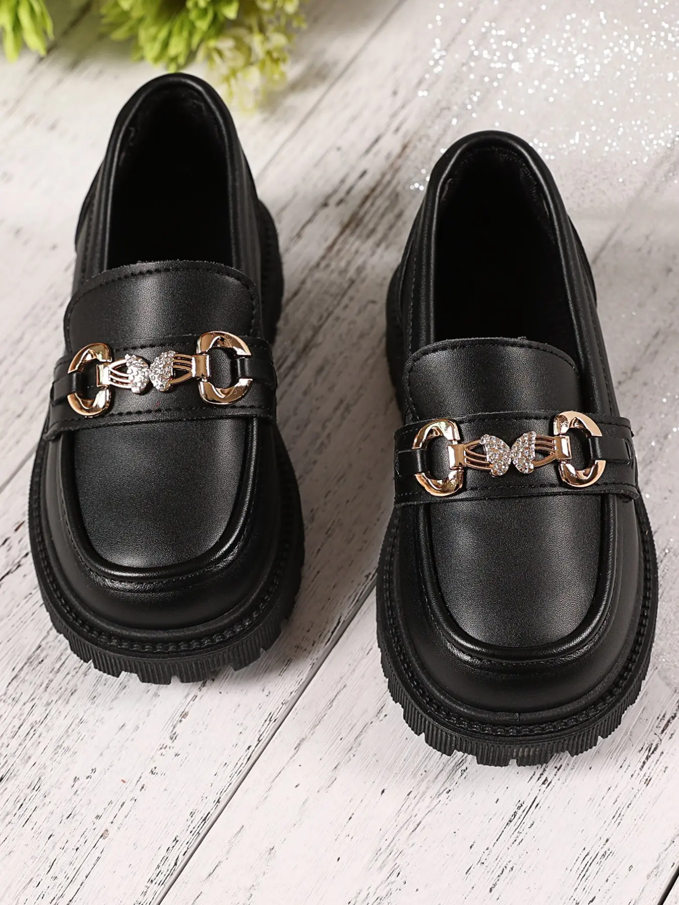 Girls' Rhinestone Metal Buckle Thick Sole Flat Loafer, Slip-On Anti-Slip Soft Leather, Elegant School Style Dress Shoes, Spring & Fall