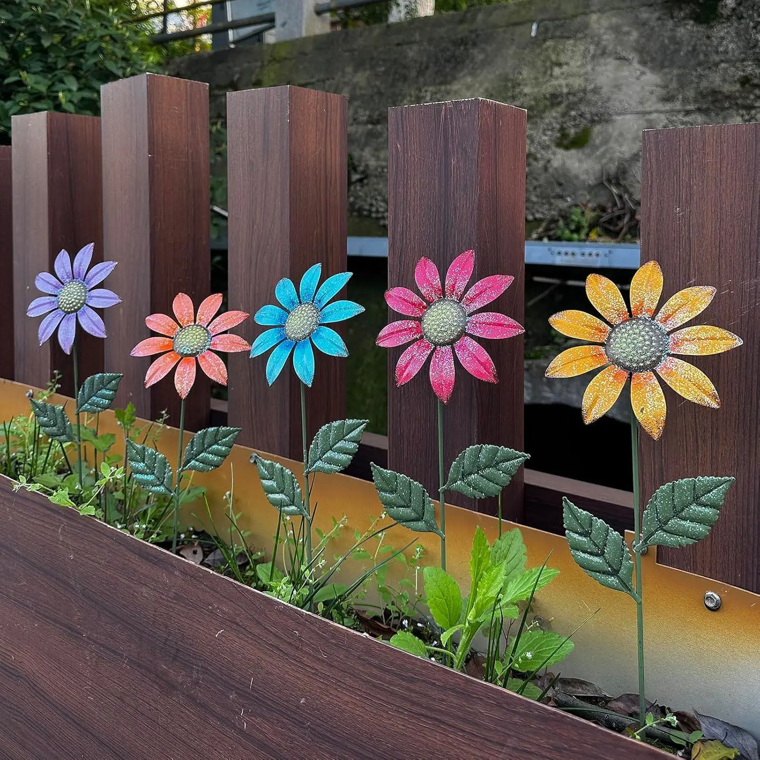 5-Pack 16.15 in Weatherproof Outdoor Metal Garden Stakes, Swaying Yard Art Decor for Lawn, Pathway