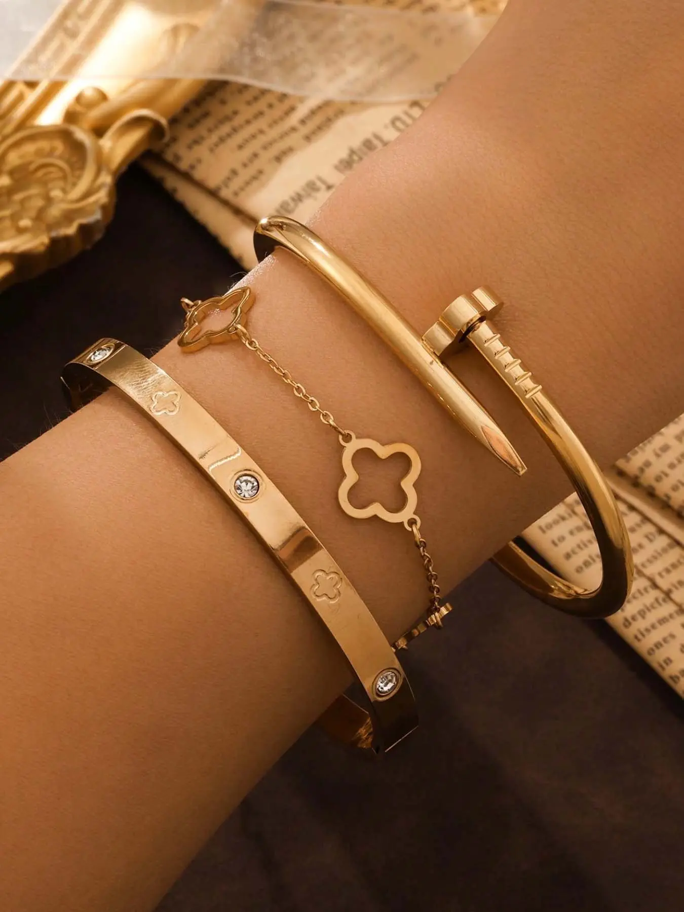 3pcs Stainless Steel Nail And Four-Leaf Clover Layered Bracelet Set With Rhinestone Decor, Suitable For Women Everyday Wear, Christmas & Holiday Gift