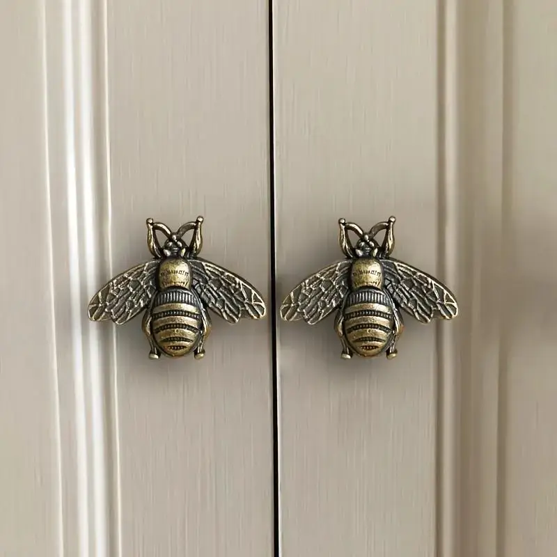 Vintage Bee Design Cabinet Knobs, Cabinet Handles, Zinc Alloy Drawer Pulls, Retro Honeycomb Style Strip Hardware for Home Decor and Kitchen Cupboard, Easy Installation, Bee Motif, Antique Look