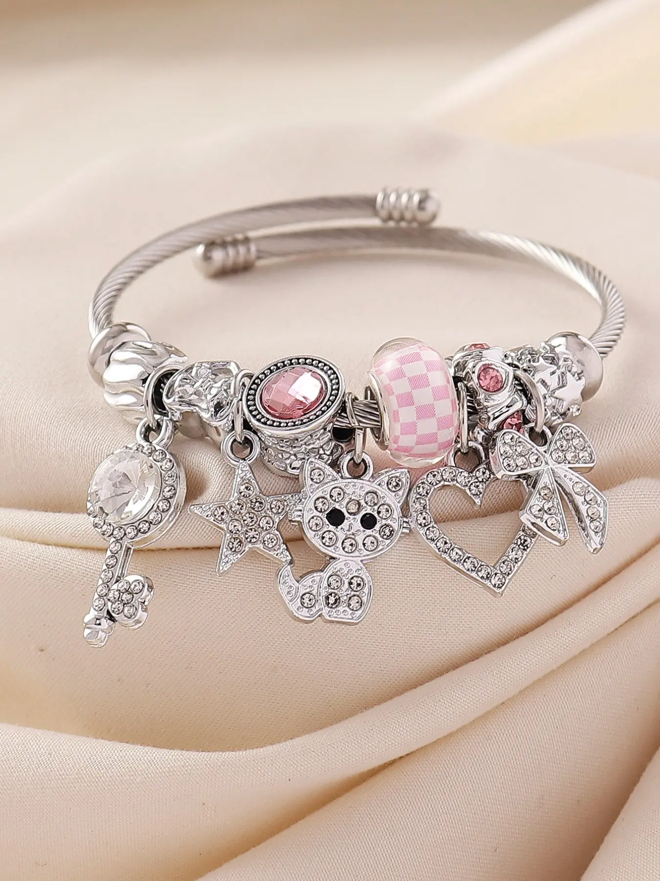 Y2K Elegant Stainless Steel Bangle, Handmade Beaded Rhinestone Cat Key Heart Bow Star Pendant, Perfect Gift for Parties Music Festivals, Heart Design Bracelet