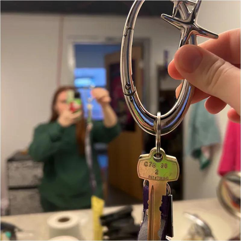 Starlight Y2K Metal Shiny Carabiner Belt Loop Accessory, Fashionable Outdoor Camping and Everyday Use