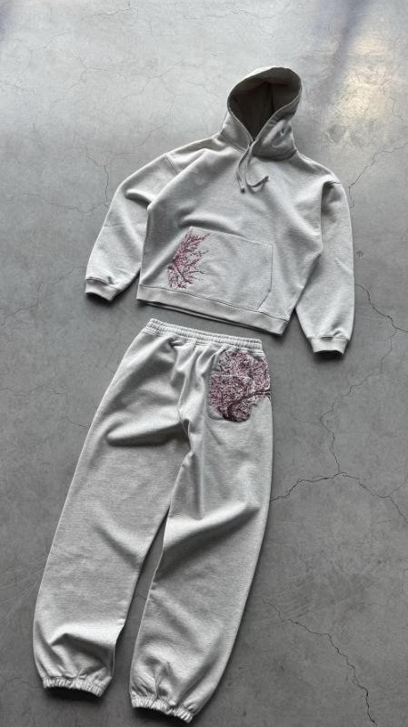 European and American retro plum blossom embroidered straight-leg jeans, unisex, versatile, unique street style trendy jeans, cross-border