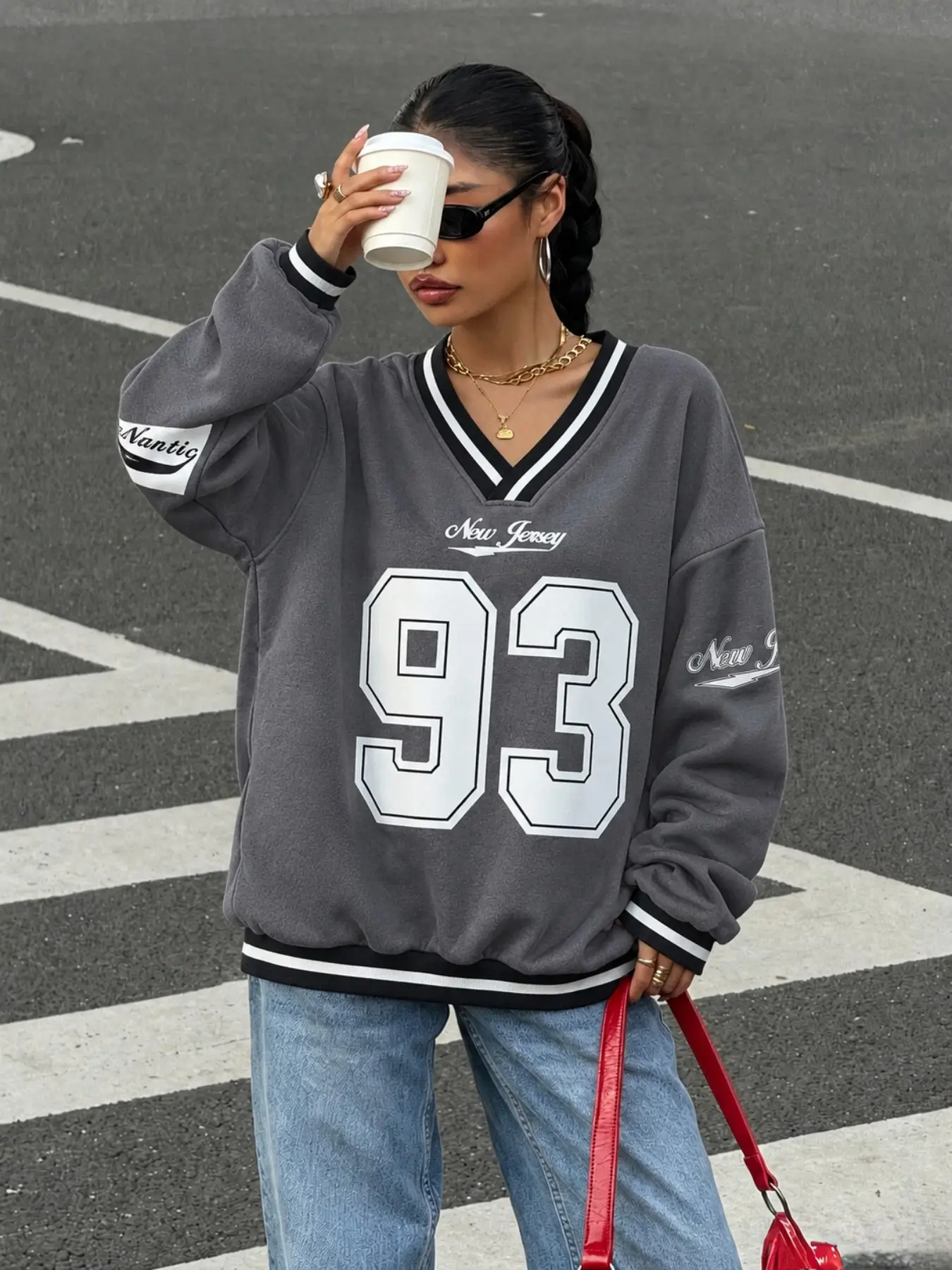 Unisex Loose Fit V-Neck Sweatshirt, Digital Print Long Sleeve, Casual Street Style, Figure Pattern, H-Type Design
