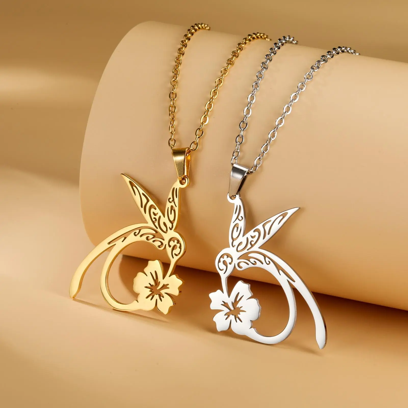 Hummingbird Flower Pendant Necklaces for Women Girls Stainless Steel Gold Color Chain Choker Animal Jewelry Birthday Gift