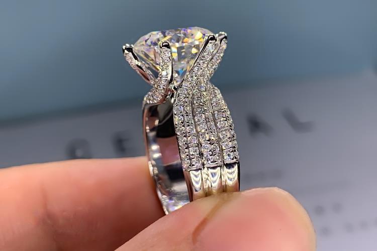 5ct Luxury Moissanite Diamond Ring - 925 Silver plated with 18K gold   Full Diamond Popular Women's engagement wedding Ring ,D-VVS1, GRA, J088