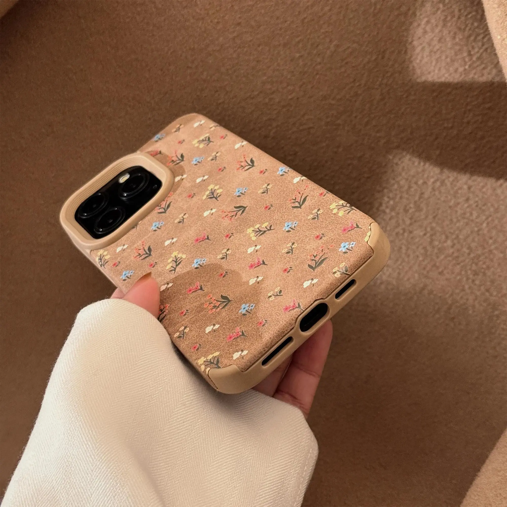 Creative INS Suede Texture Angles Protection Little Flower Pints Phone Case for iPhone 16 15 14 13 Pro Max Back Phone Cover Capa