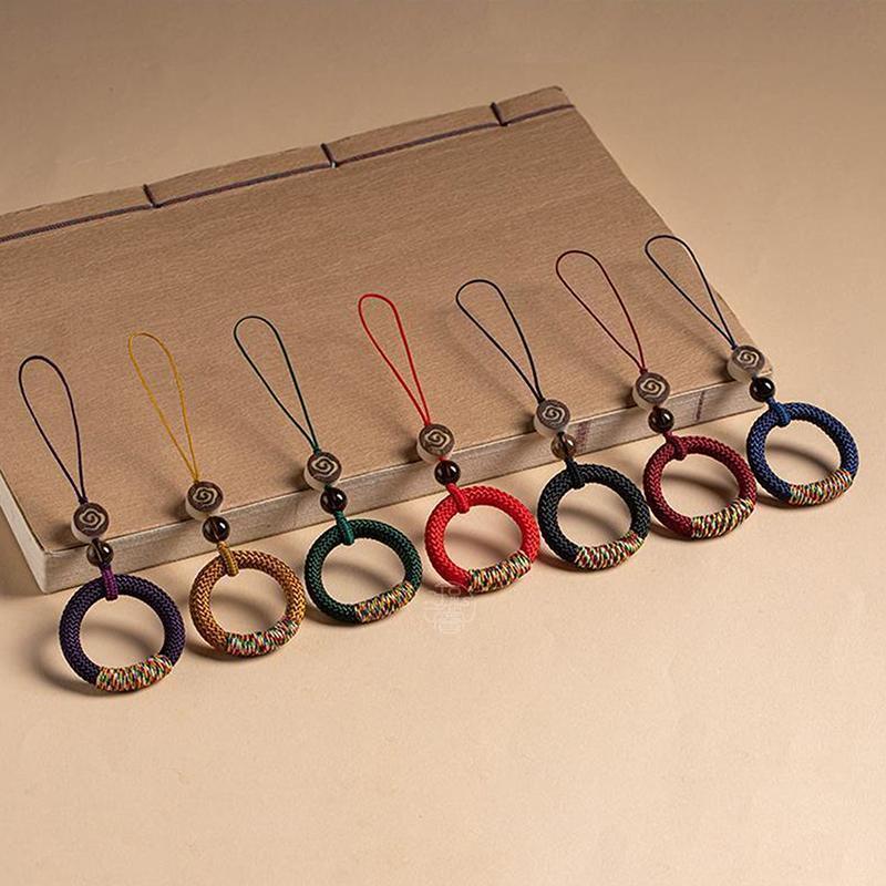 1pc Hand Woven Chinese Style Phone Wrist Charm Strap Cell Phone Finger Keychain Hand-woven Ring Buckle Pendant Cloud Pattern