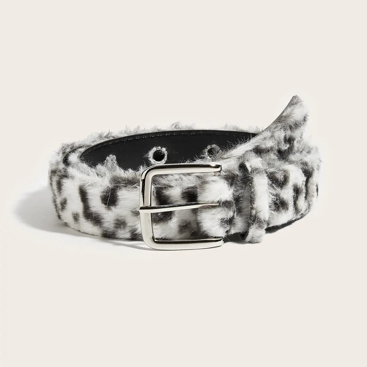 Women Fuzzy Leopard Print Belt, Silver Pin Buckle Fluffy Furry Waist Strap, 105CM Fashion Plush Belt for Jeans Dresses Y2K Streetwear Outfit Fashion Decorative Waist Belt for Streetwear, Festival Outfit, Party & Alt Style Looks
